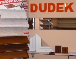 www.dudekokna.pl,okna,parapety,producent,parapet�w,okno,monta�,zatyczki,zako�czenia,zewn�trzne,wewn�trzne,stalowe,komorowe,PCV,strukturze, drewna,marmur,aglomarmur,kamie�,nak�adki,renowacyjne,konglomerat,