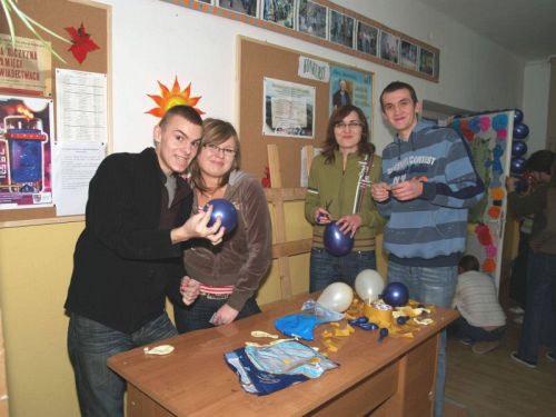 bal006.jpg