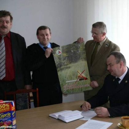 pinczow_wypalanie_traw1.jpg