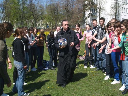 ksiadz_marek001.jpg