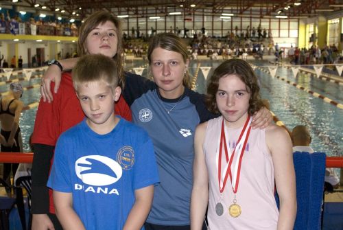 Angelika_Jab__o__ska__Szymon_Zacharski_i_Karolina_D__ugo____cka_3.jpg