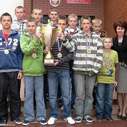 nowy_korczyn_strazacy1.jpg