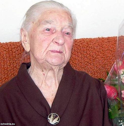 100lat_Albiny_Bluszcz1.jpg