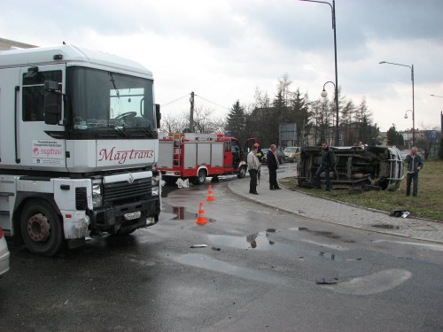 wypadek_busko003.jpg