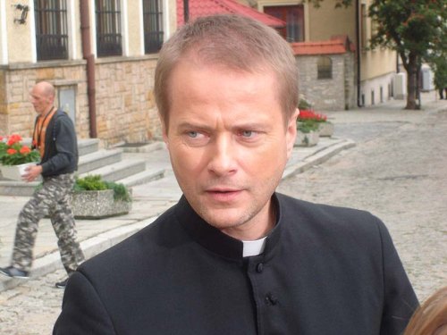 ojciec_mateusz.jpg