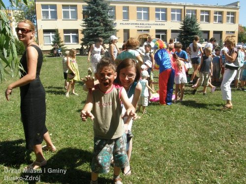wakacje_w_bibliotece003.jpg