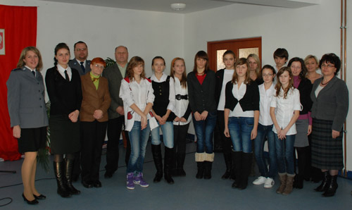 pinczow_przeciw_agresji001.jpg