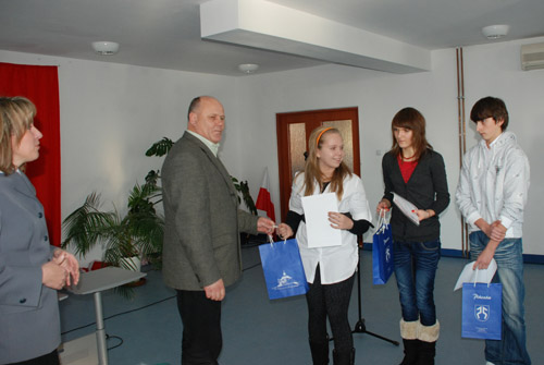 pinczow_przeciw_agresji002.jpg
