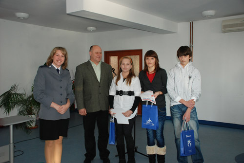 pinczow_przeciw_agresji003.jpg