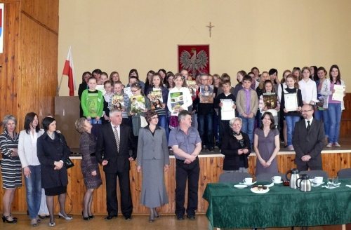 wloszczowa_halas_nasz_wrog001.jpg