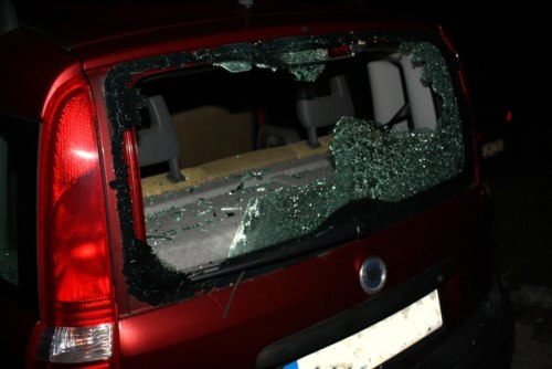 policja_uszkodzony_samochod.jpg