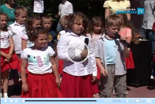 smerfus_dzien_mamy_cz2.jpg