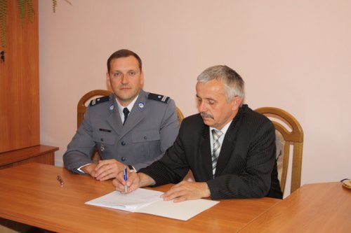 wloszczowa_wsparcie_policji001.jpg