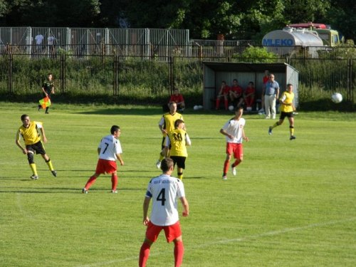 zenit_chmielnik_mks_busko001.jpg