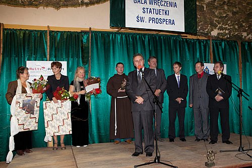 pinczow_statuetka_prospera001.jpg