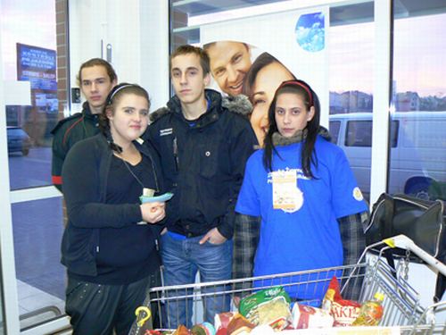 zbiorka_zywnosci001.JPG