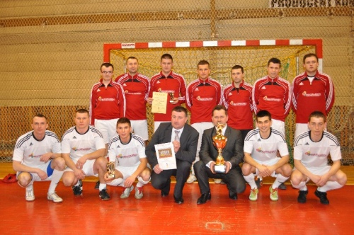 http://swietokrzyskie.info/wiadomosci/foto/2012_02/lech_cup_2012_003.jpg