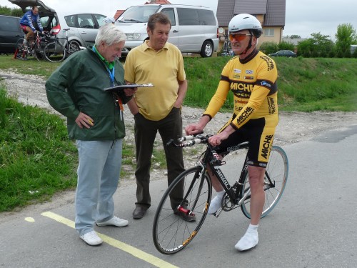 memorial_imosy002_1.jpg