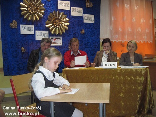 cala_polska_czyta001.JPG