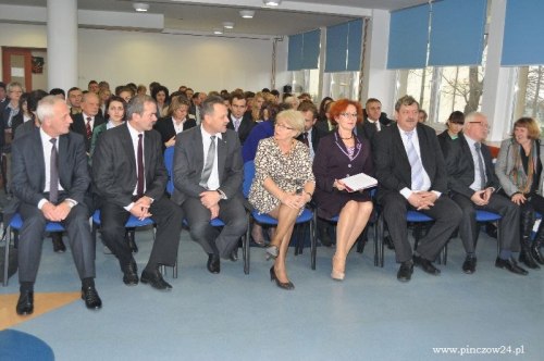 stypendia_pinczow001.jpg