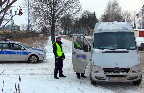 pinczow_kontrola_busow01.jpg