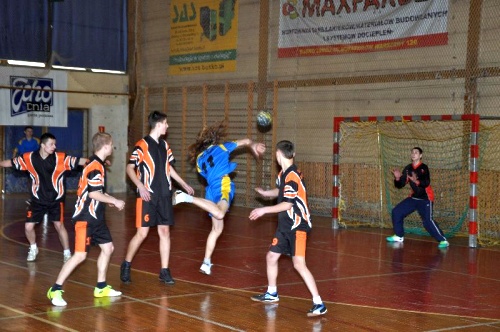 pilka_hala001.jpg