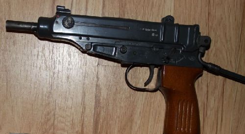 policja_bron1.jpg