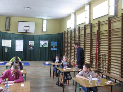 bezpieczenstwo_policja_pinczow1.jpg