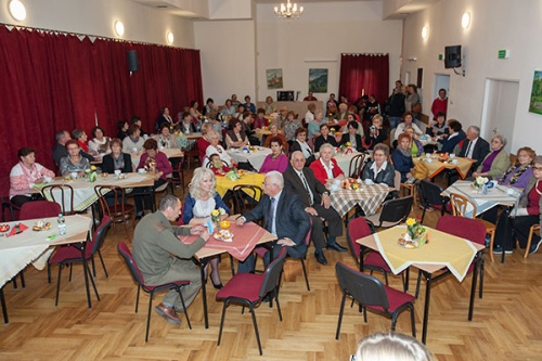 dzien_seniora_pinczow.jpg