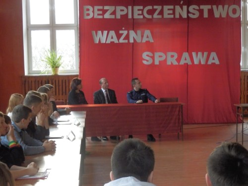 policja_dzialoszyce.jpg