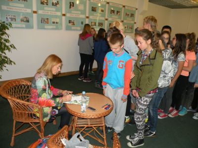 biblioteka_pinczow1.jpg