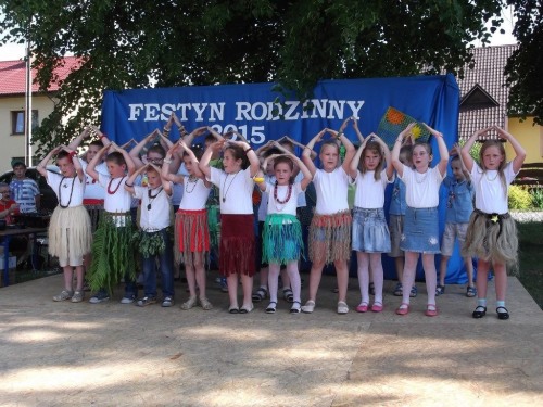 festyn_rodzinny_kije2.JPG