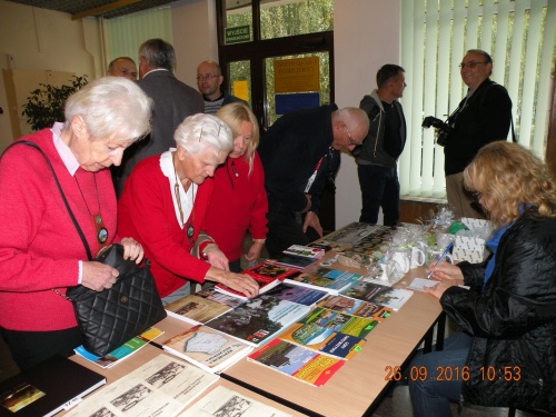 1biblioteka_pinczow007.jpg