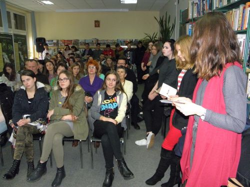biblioteka2.JPG