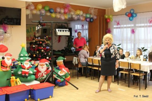 zabawa_oleszki001.jpg