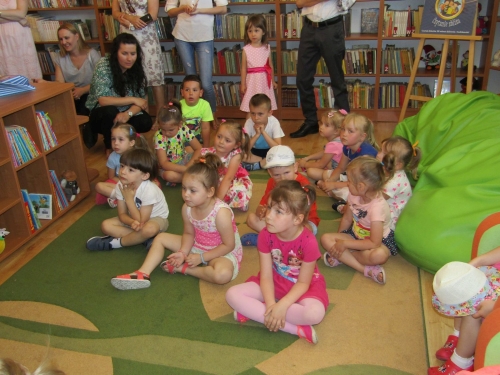 noc_bibliotek1.jpg