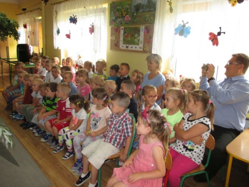 przedstawienie1.jpg