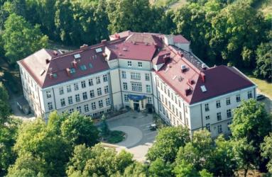 W tym roku przypada wyjątkowy jubileusz - 100-lecie Szpitala Górka w Busku-Zdroju, pierwszego w Polsce sanatorium przeznaczonego dla dzieci. Z tej okazji Uzdrowisko Busko-Zdrój S.A. przygotowuje obchody rocznicowe, które odbędą się 1 czerwca.