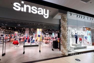 Sinsay to jedna z najbardziej lubianych i rozpoznawalnych marek odzieżowych w Polsce. Firma stale się rozwija, poszerzając swoją sieć sprzedaży i otwierając coraz to nowe salony stacjonarne. Tak też się stało w Busku-Zdroju! W lipcu bieżącego roku otwarto już drugą lokalizację marki Sinsay w naszym mieście. 