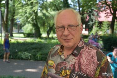 Jednym z punktów tegorocznych Urodzin Bristolu było spotkanie z Kubą Sienkiewiczem - znanym wokalistą, liderem zespołu Elektryczne Gitary, autorem wielu przebojów, a jednocześnie lekarzem neurologiem. Rozmowę z artystą, pełną refleksji o muzyce, medycynie i życiu, poprowadziła wiceprezes hotelu Karina Przybyło-Kisielewska.