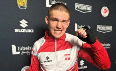 Wiktor Skiba, reprezentant Polski i zawodnik Ring Busko-Zdrój, odniósł cenne zwycięstwo w międzynarodowym meczu bokserskim Polska - Azerbejdżan podczas gali Suzuki Boxing Night 38. W kategorii wagowej 85 kg pokonał Surata Garaeva, aktualnego mistrza Azerbejdżanu, zdobywając dla polskiej drużyny prowadzenie w całym spotkaniu.

