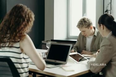 Revenu to renomowany ośrodek dla młodzieży uzależnionej od komputera, gier i internetu, którego celem jest wymierna, trwała zmiana w funkcjonowaniu młodego człowieka. 