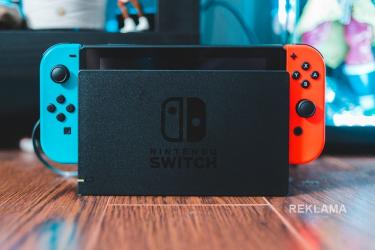 Moc marki Nintendo nie wynika wyłącznie z jej 40-letniej historii, lecz z konsekwentnego projektowania rozrywki dostępnej dla każdego. Badania rynkowe pokazują, że użytkownicy Switcha to nie tylko dzieci. Duży udział mają dorośli, którzy wrócili do gier dzięki wygodzie i przystępności tej konsoli. 