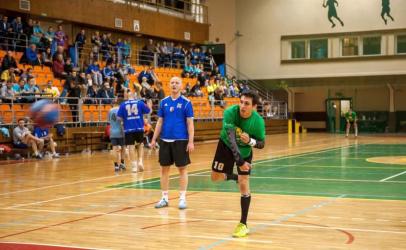 KS Handbalove Busko zaprasza sympatyków piłki ręcznej na wyjątkowe wydarzenie sportowe z okazji 10-lecia działalności klubu. Z tej okazji na parkiecie ponownie pojawią się byli zawodnicy drugoligowej drużyny Handbalove Busko, którzy rozegrają mecz towarzyski z zespołem Masters Handball Kielce. 