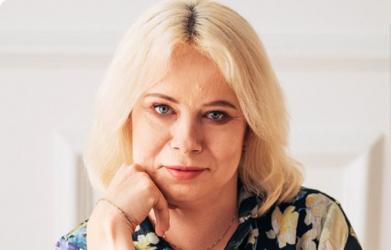 Czy historia może być bliska, osobista i pełna emocji? Odpowiedzi na to pytanie będzie można poszukać podczas spotkania autorskiego z Agatą Pakułą - kielczanką i autorką powieści historycznych, biograficznych oraz obyczajowych.