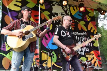 Trwa Festiwal im. Wojtka Belona. Za uczestnikami muzyczne wydarzenia i koncerty, które przyciągnęły miłośników poezji śpiewanej oraz turystycznych brzmień. W sobotę, 23 maja, na terenach zielonych przy Buskim Samorządowym Centrum Kultury odbył się koncert konkursowy, a wieczorem przed publicznością wystąpił zespół Słodki Całus od Buby. Zobacz relację z soboty.