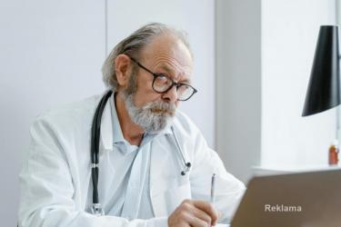 Busko-Zdrój od dwustu lat leczy. Uzdrowiskowy rytm, zabiegi, wody siarczkowe, opieka specjalistów, przez dekady wyznaczał tu standard dostępu do zdrowia. 