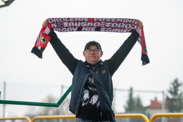 AKS 1947 Busko-Zdrój odniósł zwycięstwo w meczu 22. kolejki KEEZA 4 Ligi sezonu 2025/2026. Zespół z Buska-Zdroju pokonał GKS Rudki 3:2. Zobacz fotorelację z meczu - Okiem Rysia.