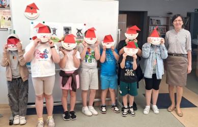 W ramach obchodów XXIII Ogólnopolskiego Tygodnia Bibliotek buska filia Pedagogicznej Biblioteki Wojewódzkiej im. Gustawa Herlinga-Grudzińskiego w Kielcach przygotowała cykl różnorodnych zajęć edukacyjnych dla dzieci i młodzieży, których głównym celem była promocja czytelnictwa oraz rozwijanie kreatywności najmłodszych.