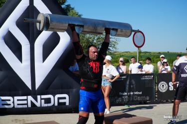 Sobotnie otwarcie nowego Zbiornika Retencyjno-Rekreacyjnego w Radzanowie okazało się prawdziwym świętem sportu i rekreacji. Od godzin popołudniowych teren wokół akwenu wypełnił się mieszkańcami Buska-Zdroju i okolic oraz gośćmi, którzy chcieli zobaczyć nowe miejsce wypoczynku i wspólnie uczestniczyć w jego inauguracji.
